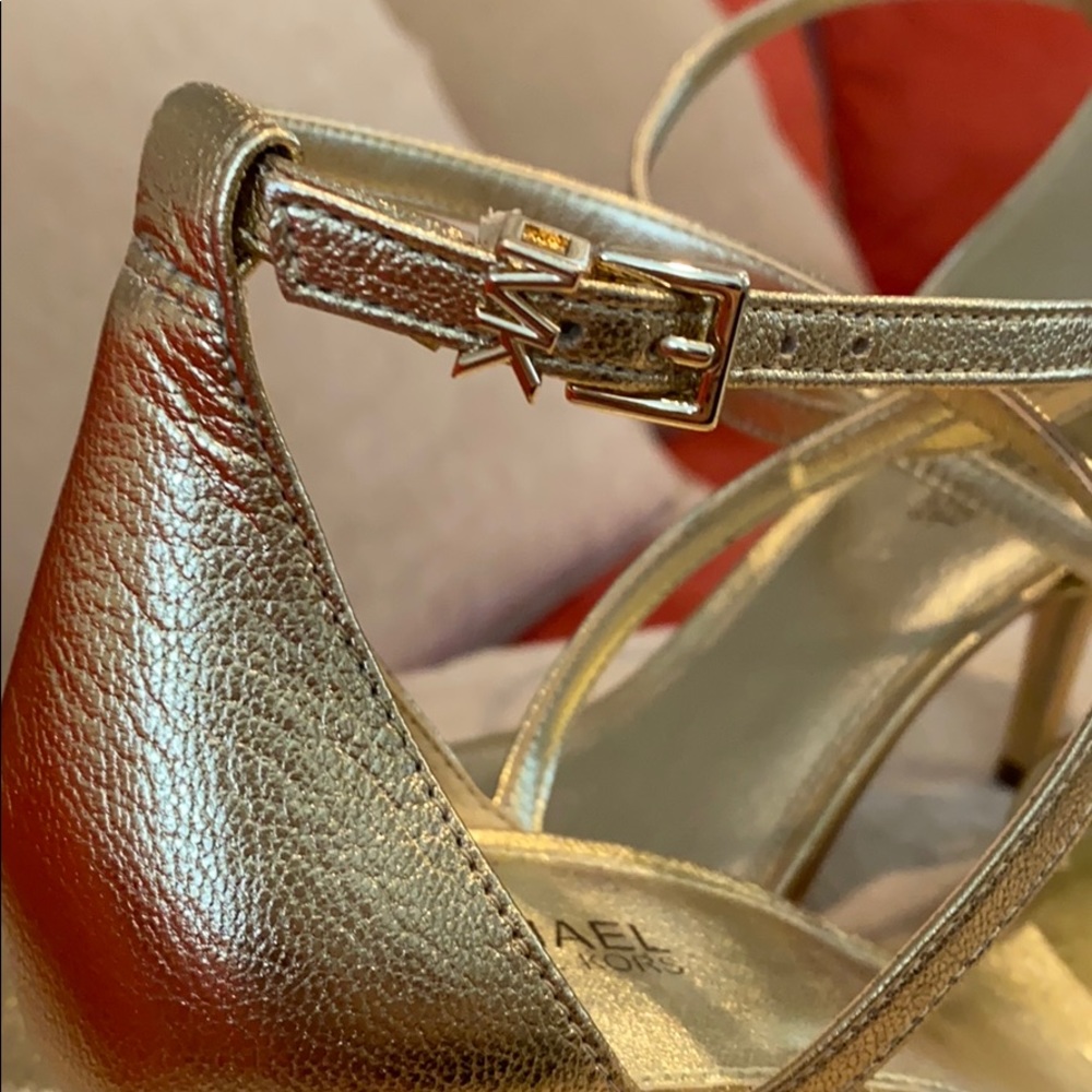 Gold heels MK - Picture 4 of 6